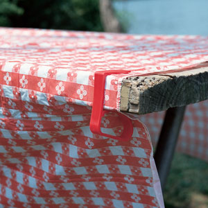 Red Plastic Tablecloth Clamps, 4/pk