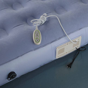 60" x 80" Queen Air Mattress w/ Remote