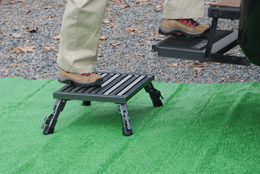 Silver Vein 15" x 19" Adjustable Legs Safety Step