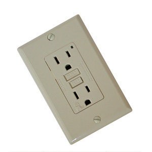 Ivory 15 amp GFI Receptacle