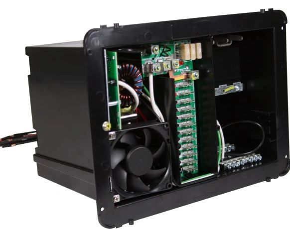 Progressive Dynamics PD4060KV Inteli-Power Center With 60 Amp Converter